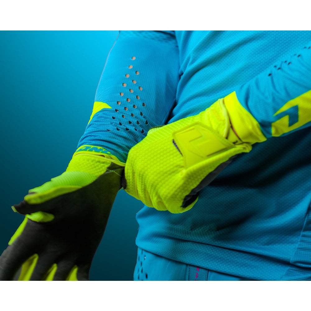 ONE Industries G197 Gloves Vivid Neon