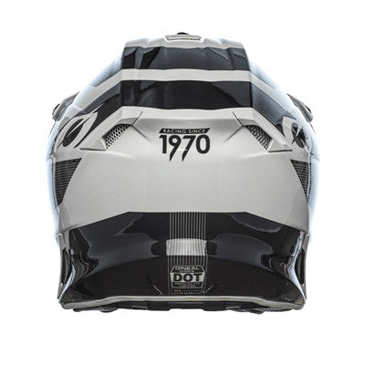 Oneal 2022 10 Series Compact Offroad Helmet - Black/White