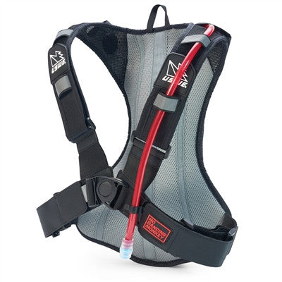 USWE Outlander 4 Hydration Pack with 3L bladder - Black