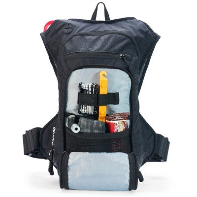 USWE Outlander 9 Hydration Pack with 3L bladder - Carbon Black
