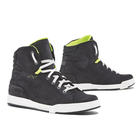 Forma Swift Flow Urban Riding Shoes - Black/White