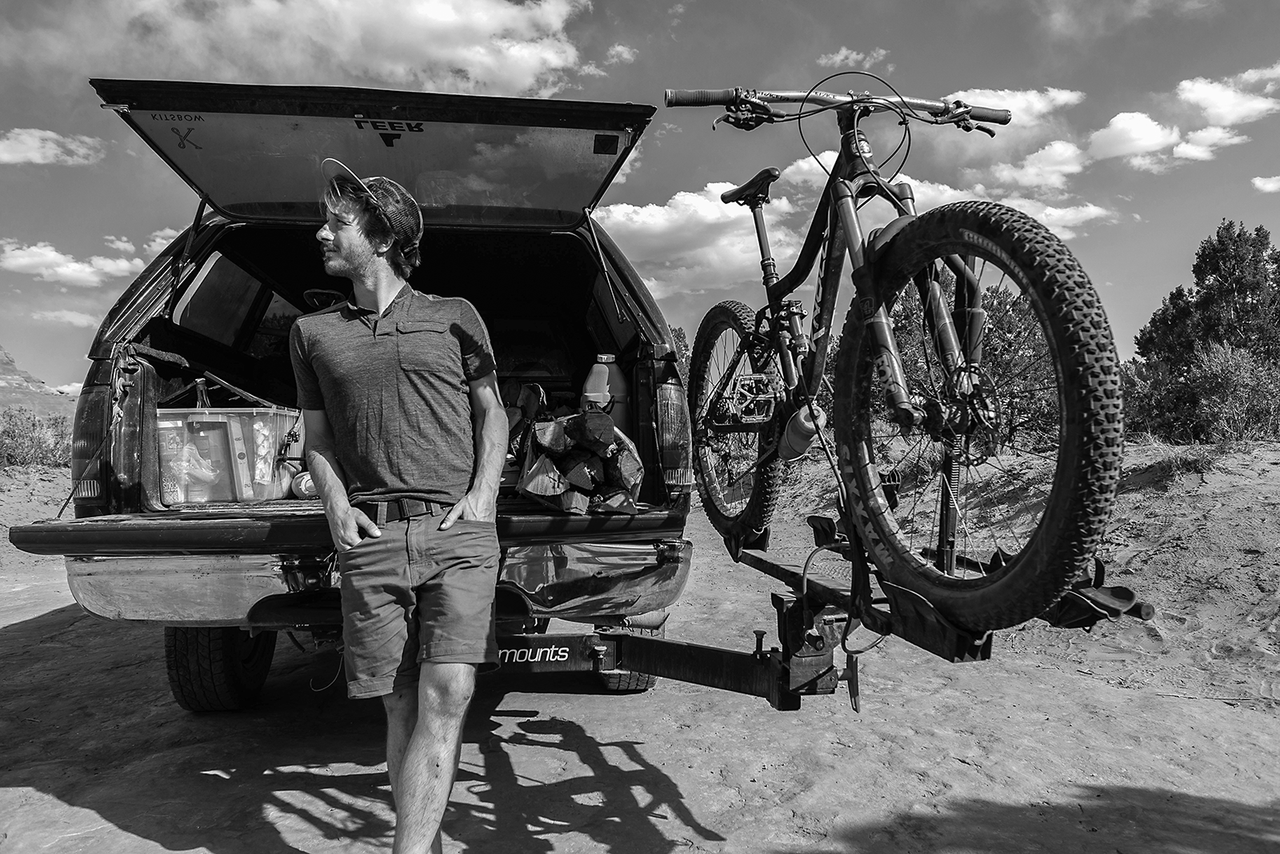 RockyMounts 10002 Backstage Swing Away Hitch-Mounted Bike Rack 2" Mount